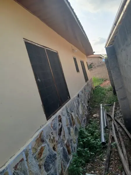 3 bedroom house for sale at Amrahia